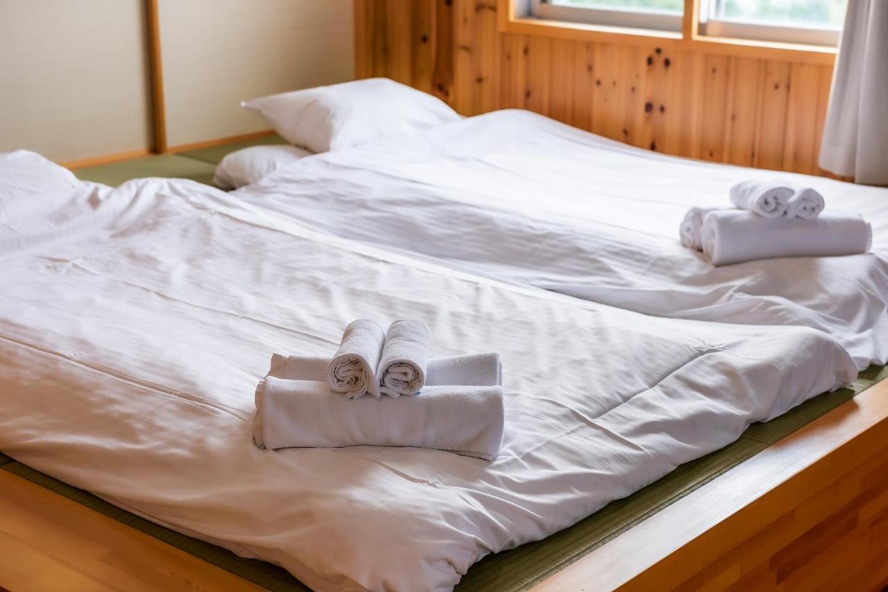 Guest house Kawamitsu Miyakojima  Extérieur photo